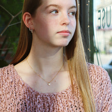 Load image into Gallery viewer, Tiny Disc Necklace