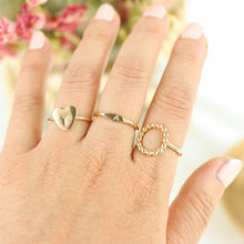 Load image into Gallery viewer, Initial Signet Ring