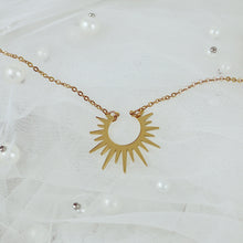 Load image into Gallery viewer, Sunburst Necklace