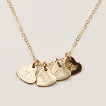 Load image into Gallery viewer, Minima Heart Necklace