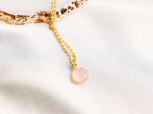 Load image into Gallery viewer, Minima Rose Quartz Necklace