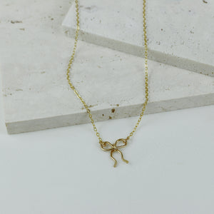 Bow Necklace