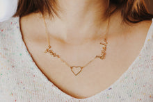Load image into Gallery viewer, Amour Personalized Names Necklace
