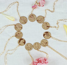 Load image into Gallery viewer, Birth Flowers Round Disc Necklace
